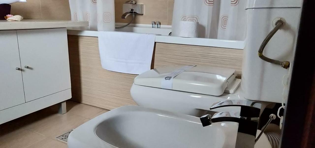 D&D Vila Villa Iasi Ngoại thất bức ảnh